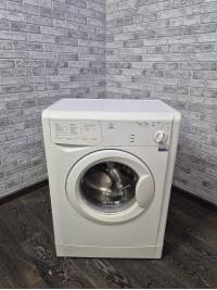 Стиральная машина Indesit WISA 81 Стиральная машина Indesit WISA 81